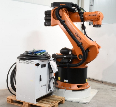 Мощный промышленный робот с управлением KRC4